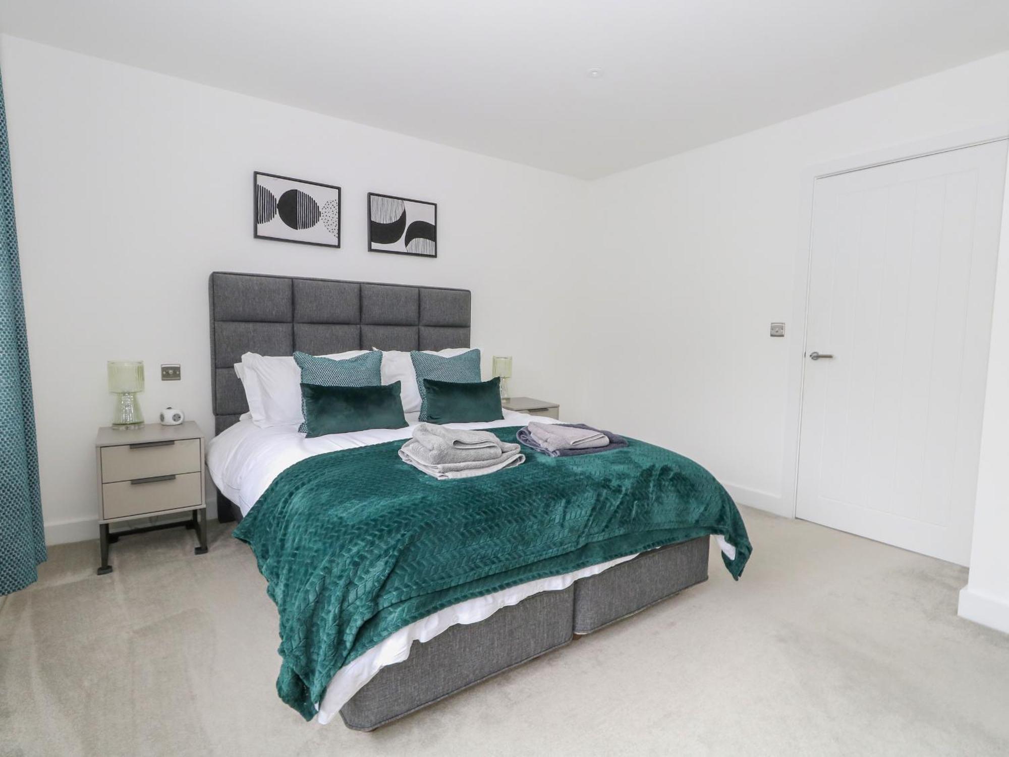 Villa 66A Danecourt Road à Poole Extérieur photo