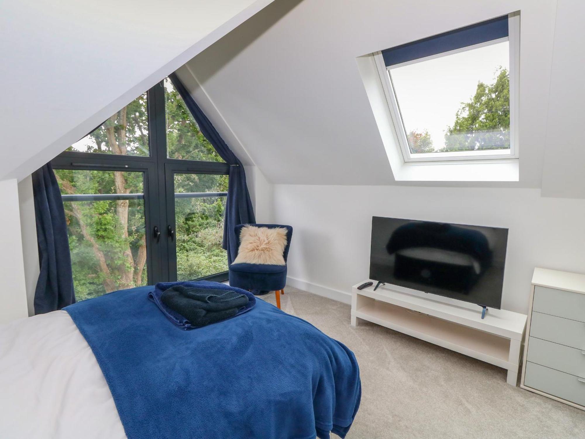 Villa 66A Danecourt Road à Poole Extérieur photo