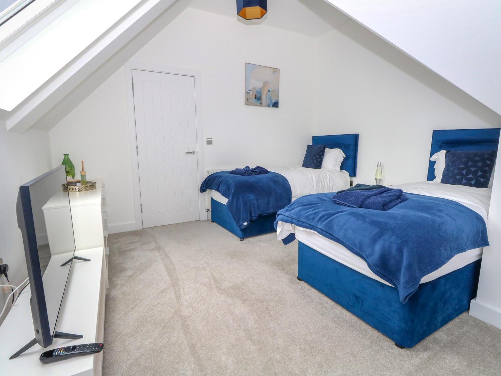 Villa 66A Danecourt Road à Poole Extérieur photo